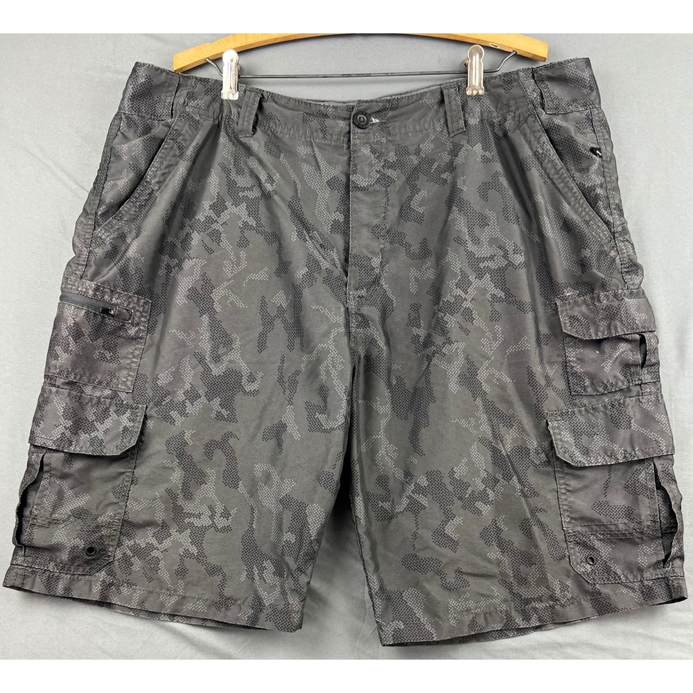 Denali Cargo Shorts Mens 40 Grey Digital Camo Multi Pocket Hiking Outdoor Good